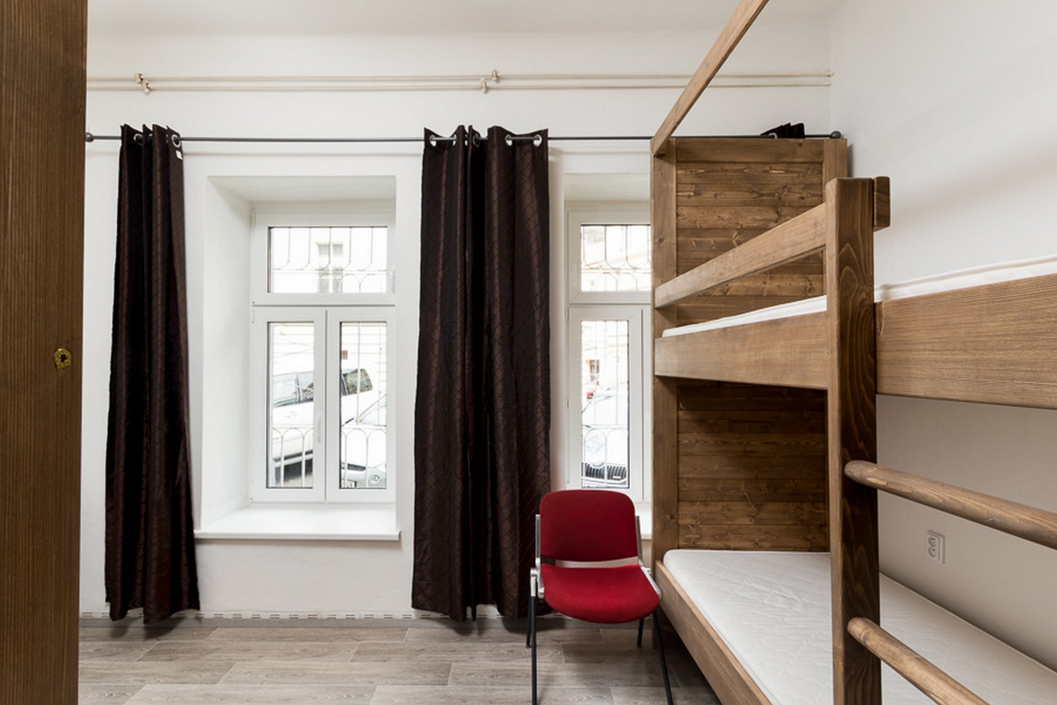 Private Room Easy Housing Hostel in Prague
